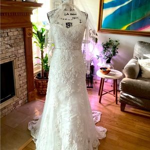 - Jasmine Haute Couture Wedding Gown Dress, sz 8, Silk, Lace, Embroidered …